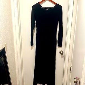 🔥UNIQUE BLACK LIGHT WEIGHT LONG SLEEVE THIN LONG DRESS BODYCON FULL COVERAGE